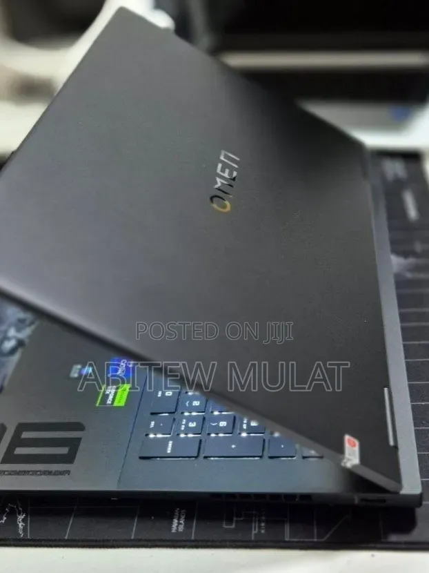 New Laptop HP Omen 16 16GB Intel Core i9 SSD 1T