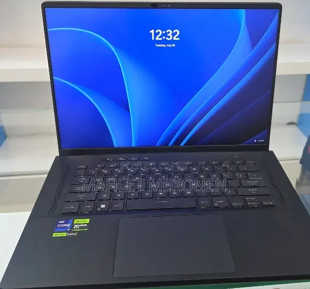New Laptop Asus ROG Strix G15 16GB Intel Core i9 SSD 1T