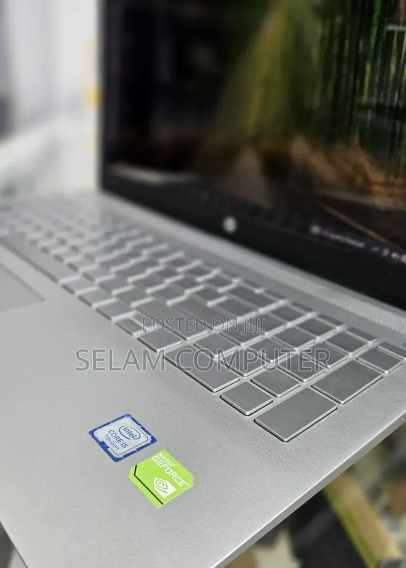 New Laptop HP Pavilion 15 8GB Intel Core i5 SSD 1T