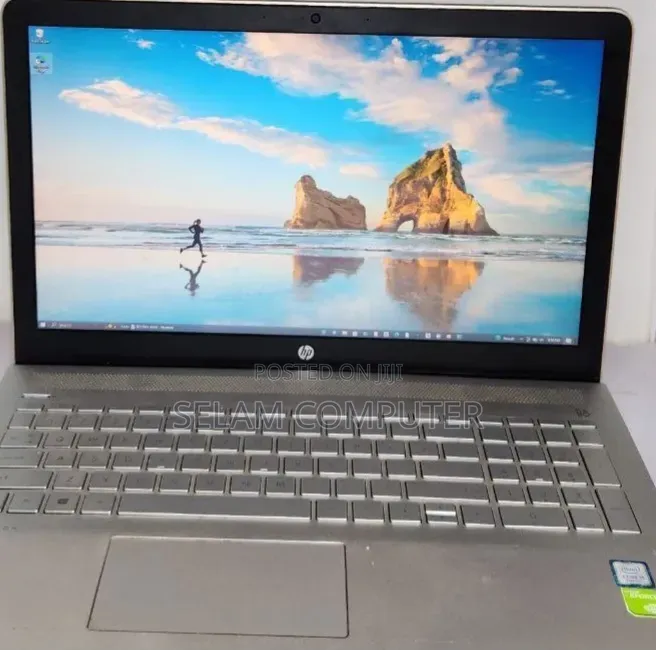 New Laptop HP Pavilion 15 8GB Intel Core i5 SSD 1T