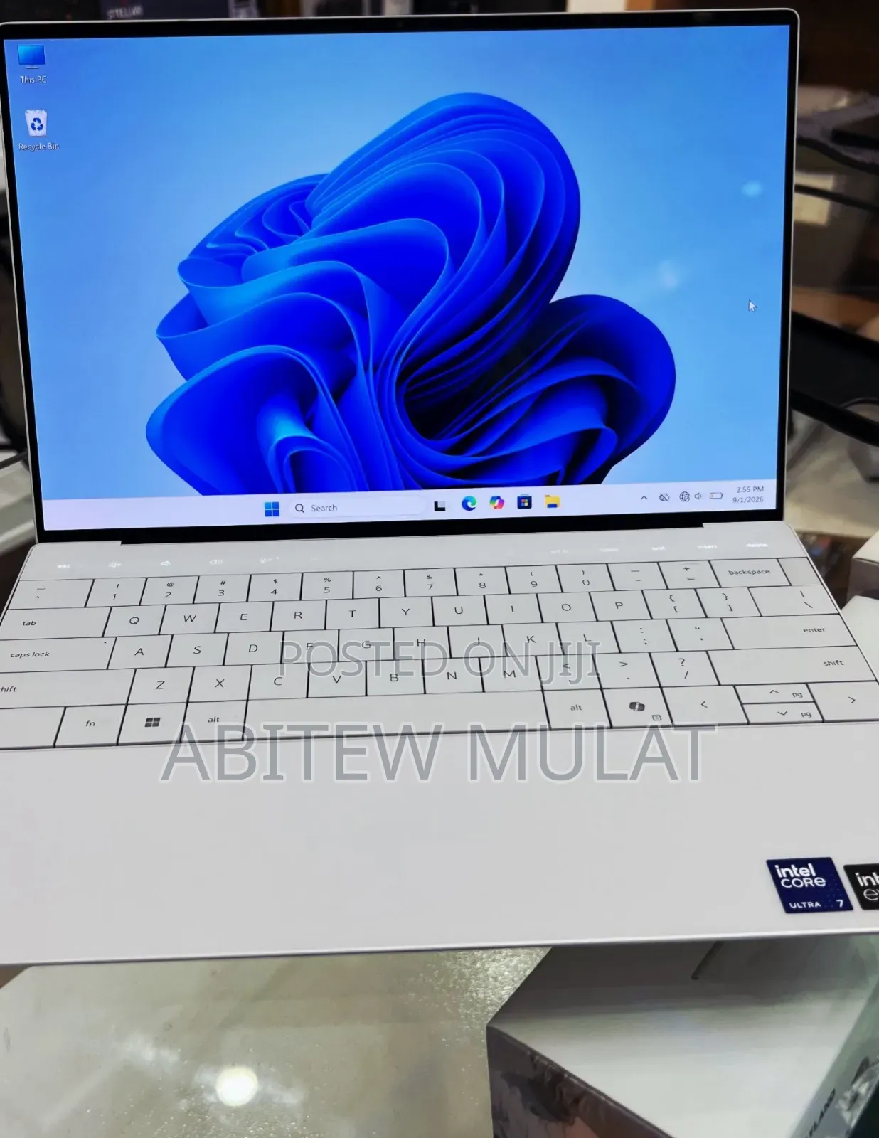 New Laptop Dell XPS 13 16GB Intel Core Ultra 7 SSD 512GB