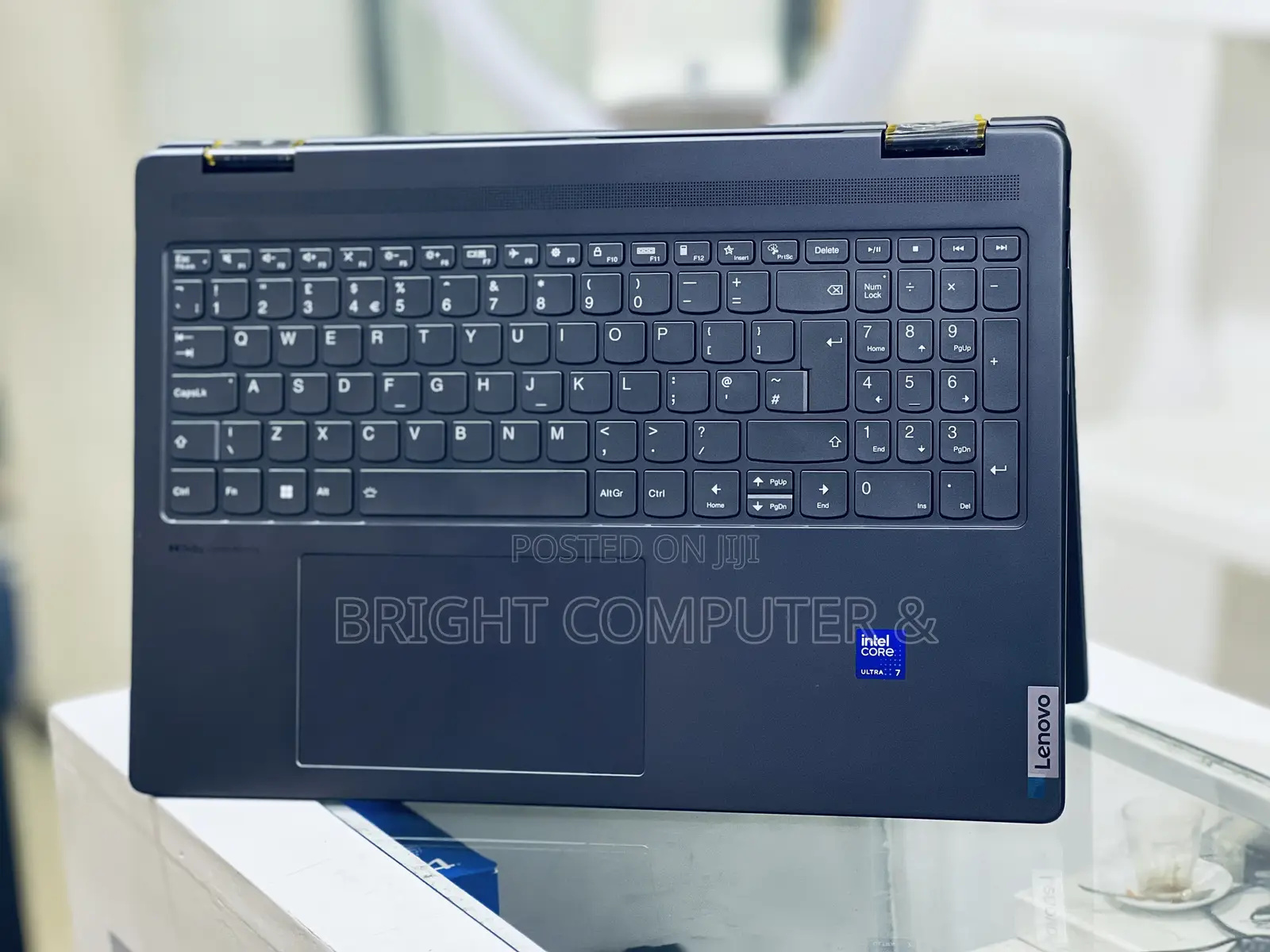 New Laptop Lenovo Yoga 9i 16GB Intel Core Ultra 7 SSD 512GB
