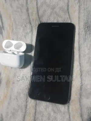 Apple iPhone 8 Plus 64 GB Black