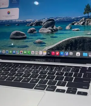 New Laptop Apple MacBook Pro 2020 M1 16GB Apple M1 Pro SSD 1T