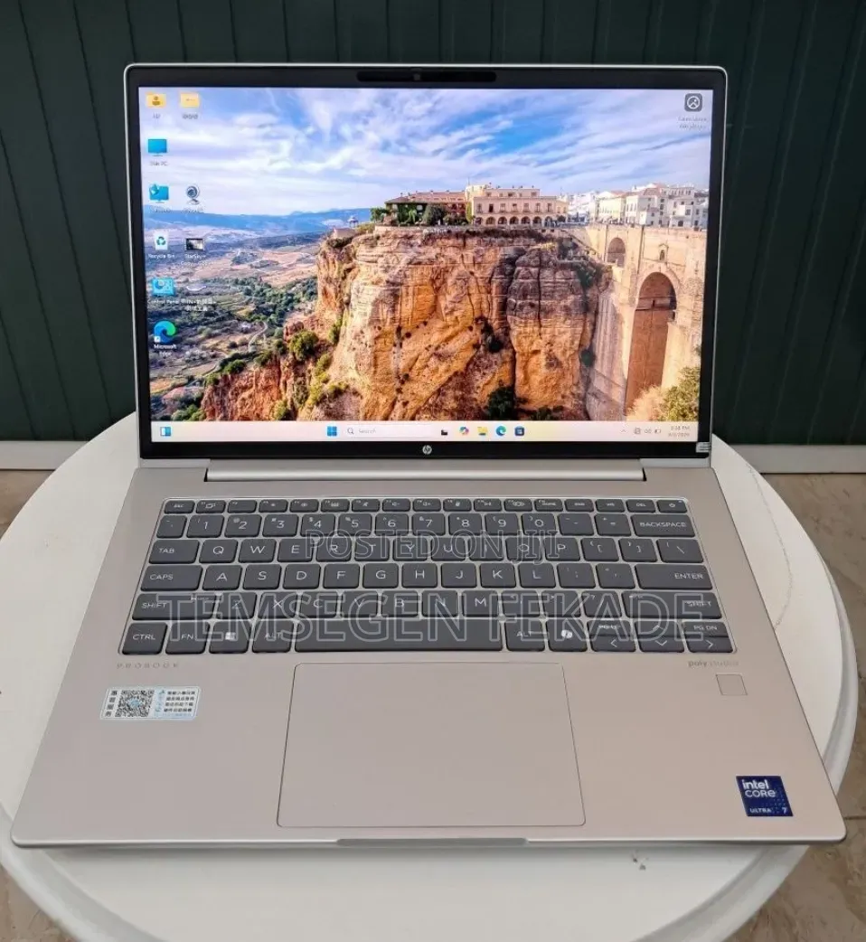 New Laptop HP ProBook 440 16GB Intel Core Ultra 7 SSD 512GB