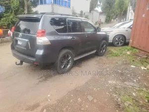 Toyota Land Cruiser Prado 3.0 TD 2012