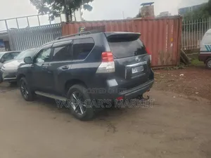 Toyota Land Cruiser Prado 3.0 TD 2012