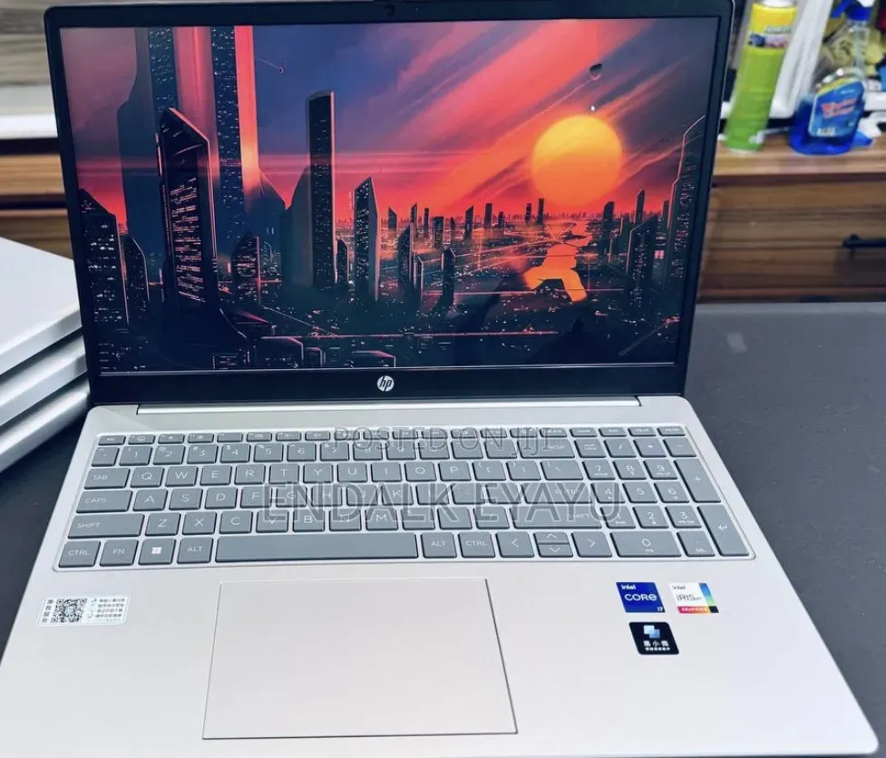 New Laptop HP 16GB Intel Core i7 SSD 512GB