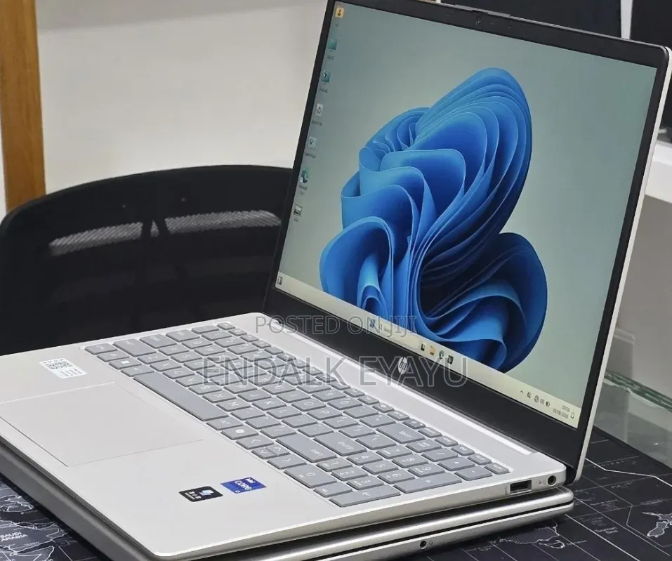 New Laptop HP 16GB Intel Core i7 SSD 1T
