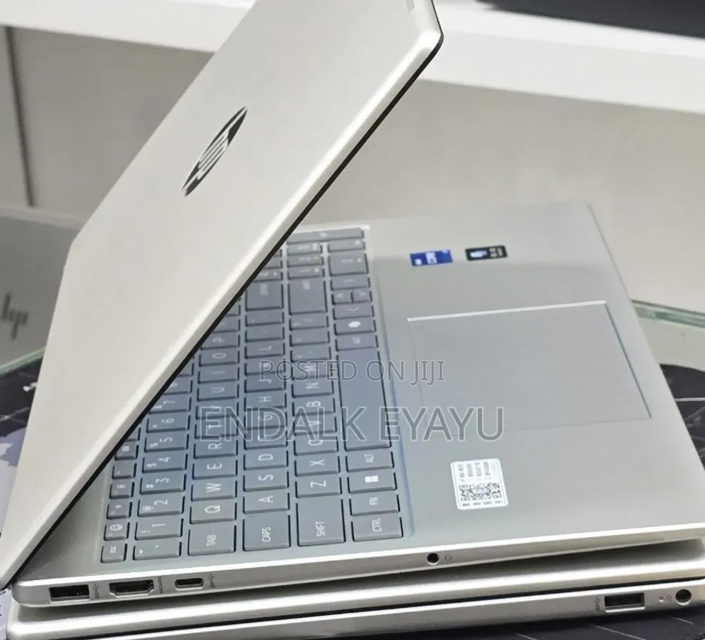 New Laptop HP 16GB Intel Core i7 SSD 1T