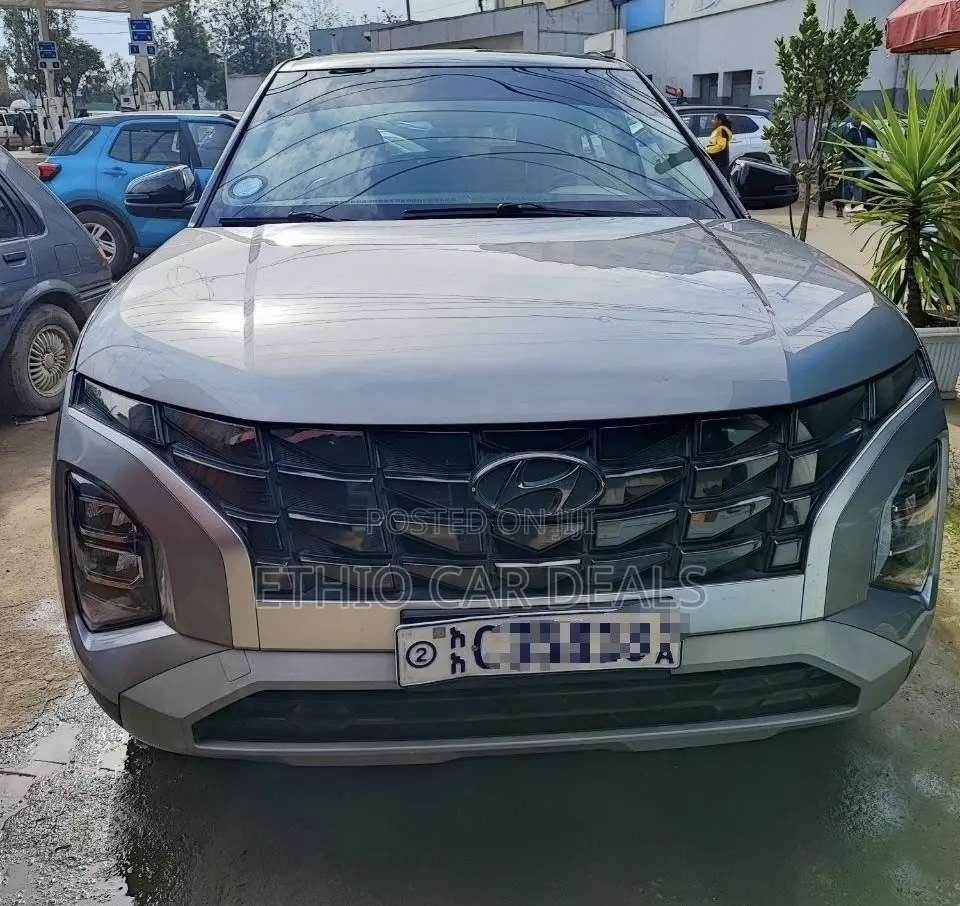 Hyundai Creta 2023 Silver