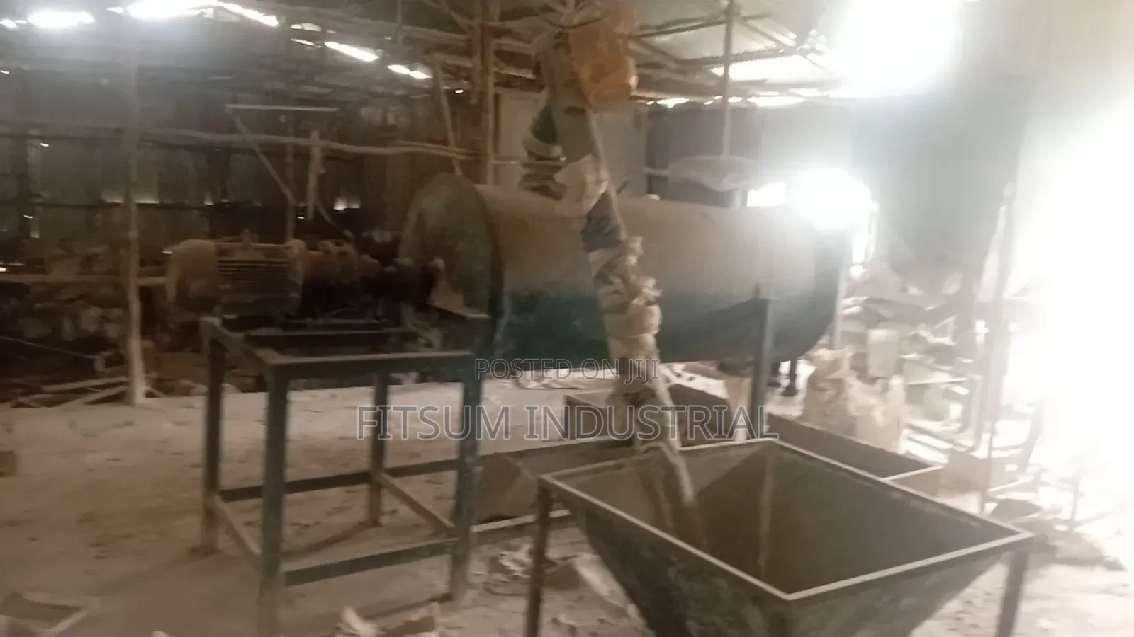 Animal Feed Mixer የከብቶች መኖ ማቀናበሪያ