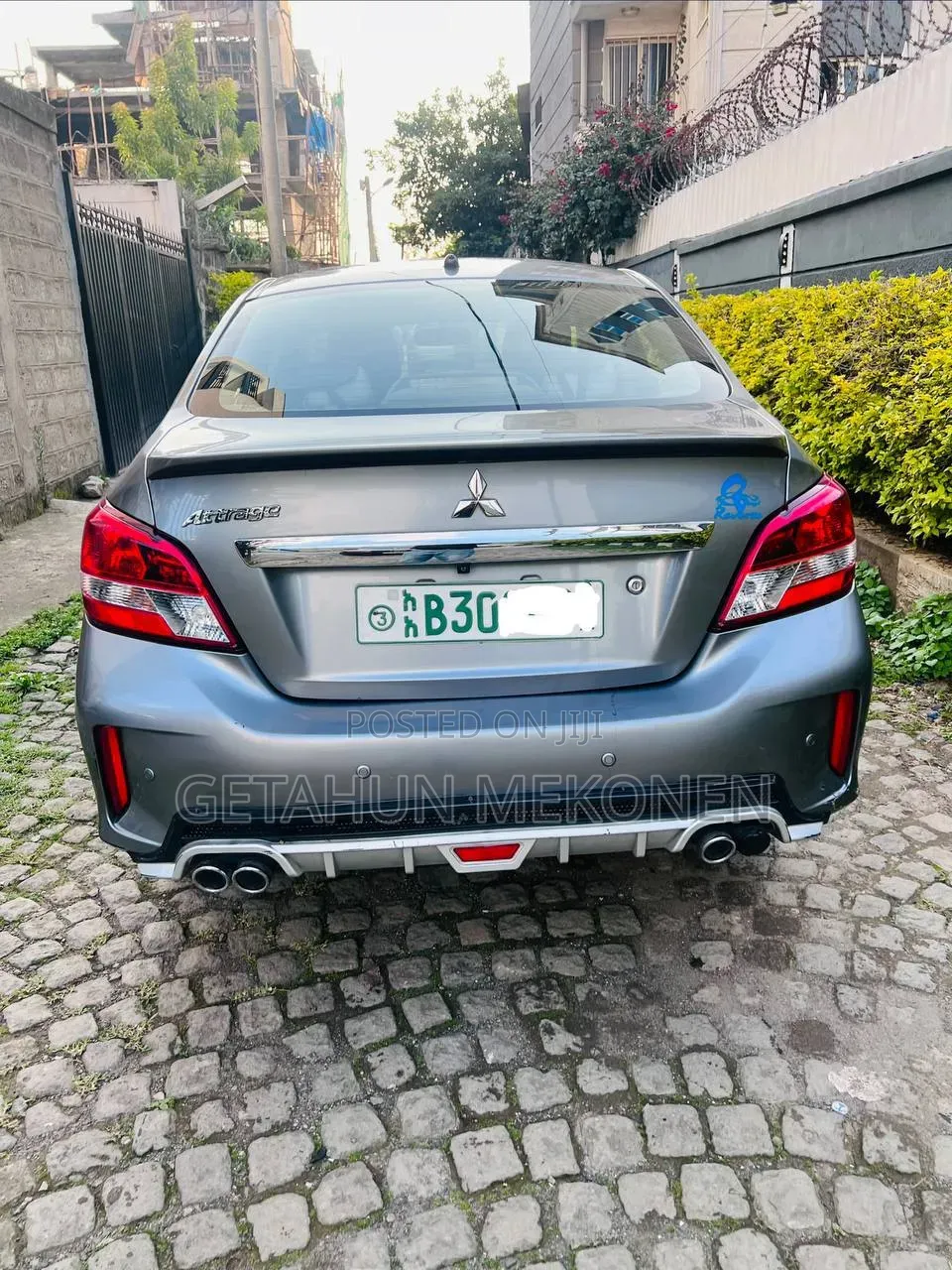 Mitsubishi Attrage 2022 Silver