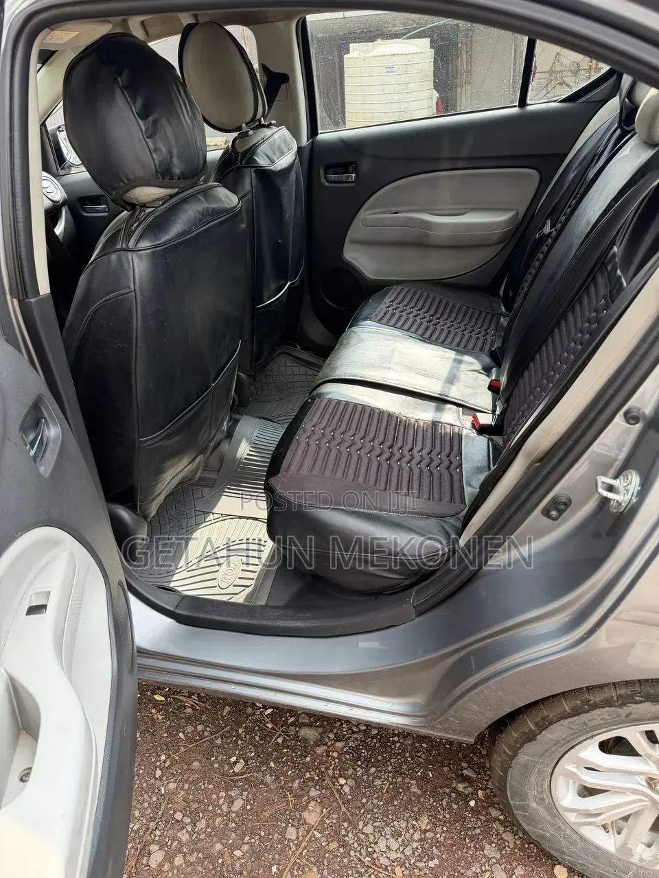 Mitsubishi Attrage 2022 Silver