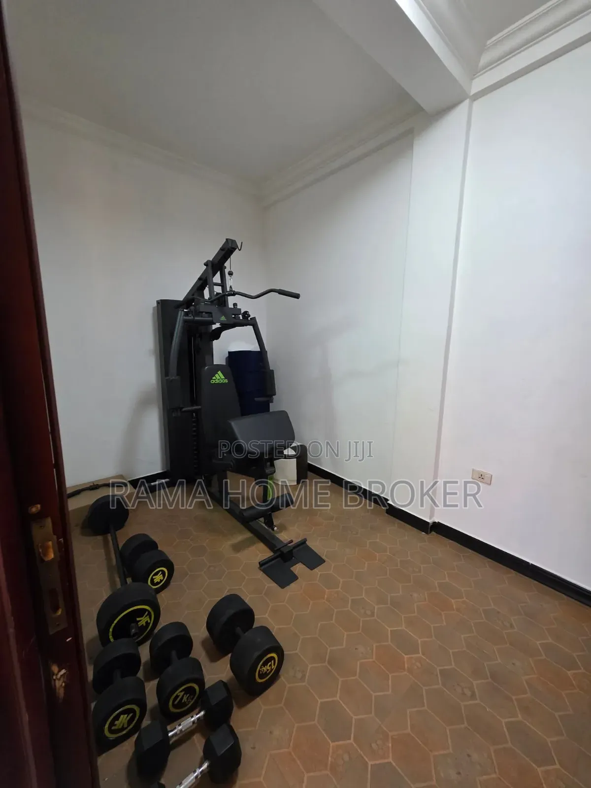 Furnished 8bdrm Villa in ዘመናዊ ቤት 📍አያት ኮምፓወንድ, Yeka for sale