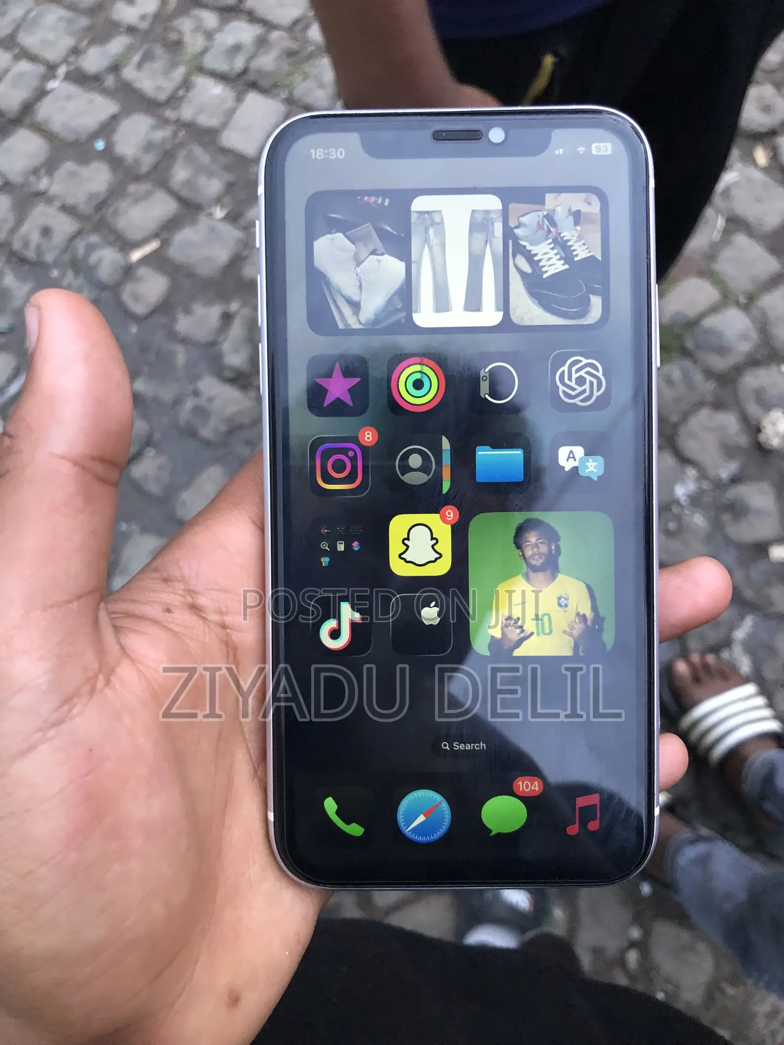 Apple iPhone XR 128 GB White