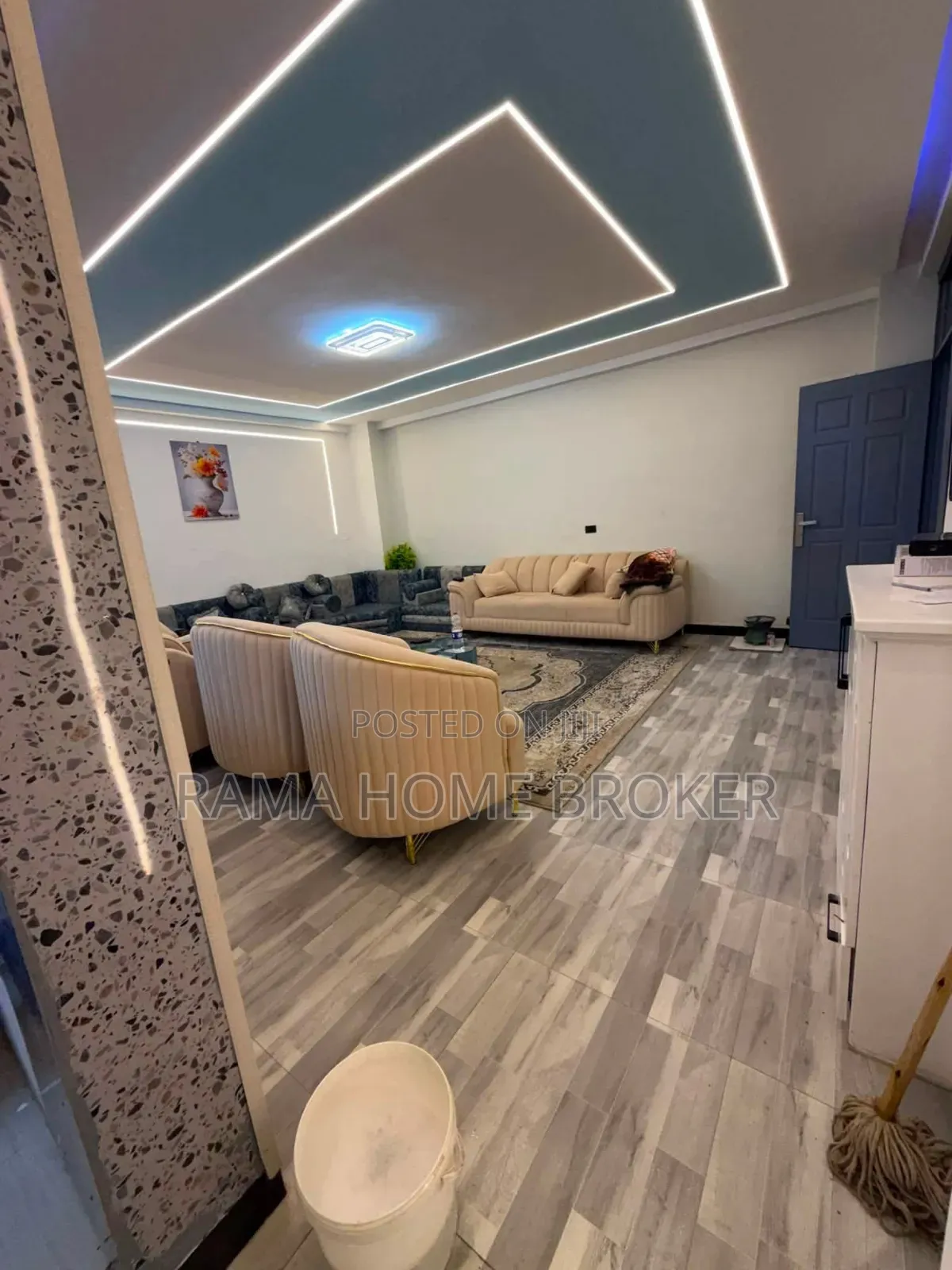 Furnished 4bdrm Condo in ቅንጡ ኮንዶሚኒየም  ቤት በአያት, Yeka for sale