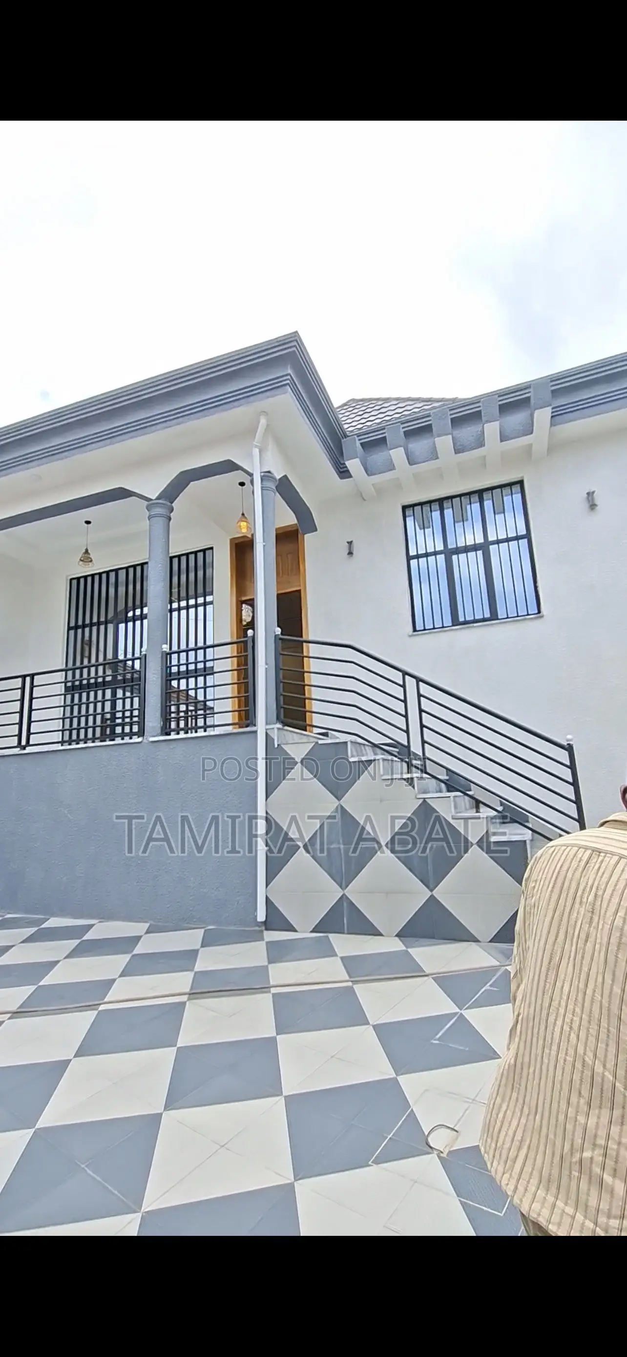 5bdrm Villa in Kolfe Keranio for sale