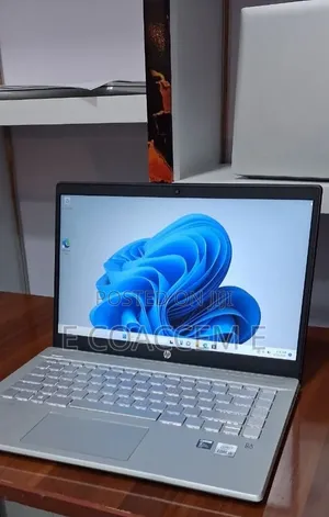 New Laptop HP 8GB Intel Core i5 SSD 512GB