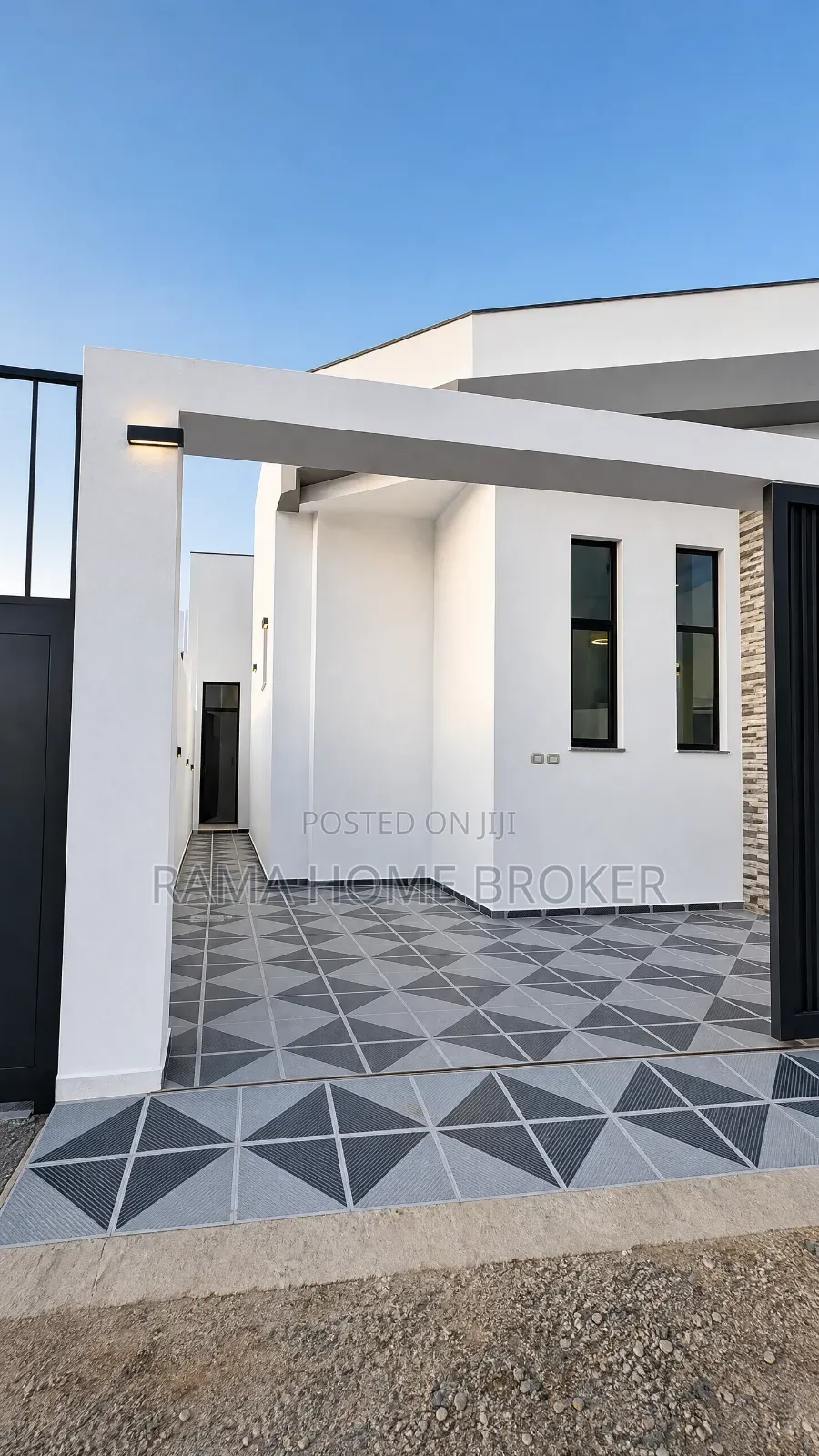 Furnished 6bdrm Villa in መሀል ሰሚት ዘመናዊ ቪላ, Yeka for sale