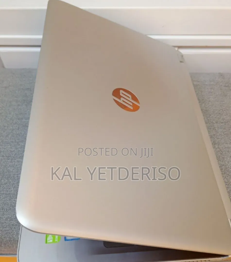 New Laptop HP Pavilion 15 8GB Intel Core i5 SSD 1T