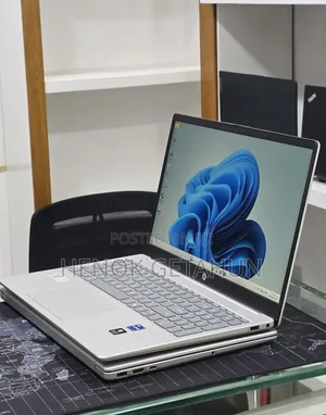 New Laptop HP Stream Notebook 16GB Intel Core i7 SSD 1T