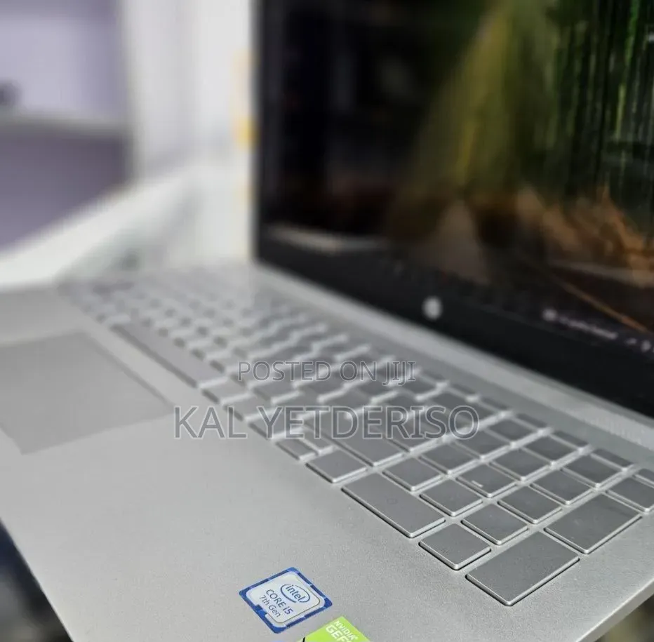 New Laptop HP Pavilion 15 8GB Intel Core i5 SSD 1T