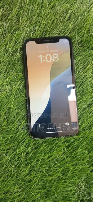 Apple iPhone XR 64 GB Black