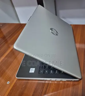 New Laptop HP 8GB Intel Core i5 SSD 256GB