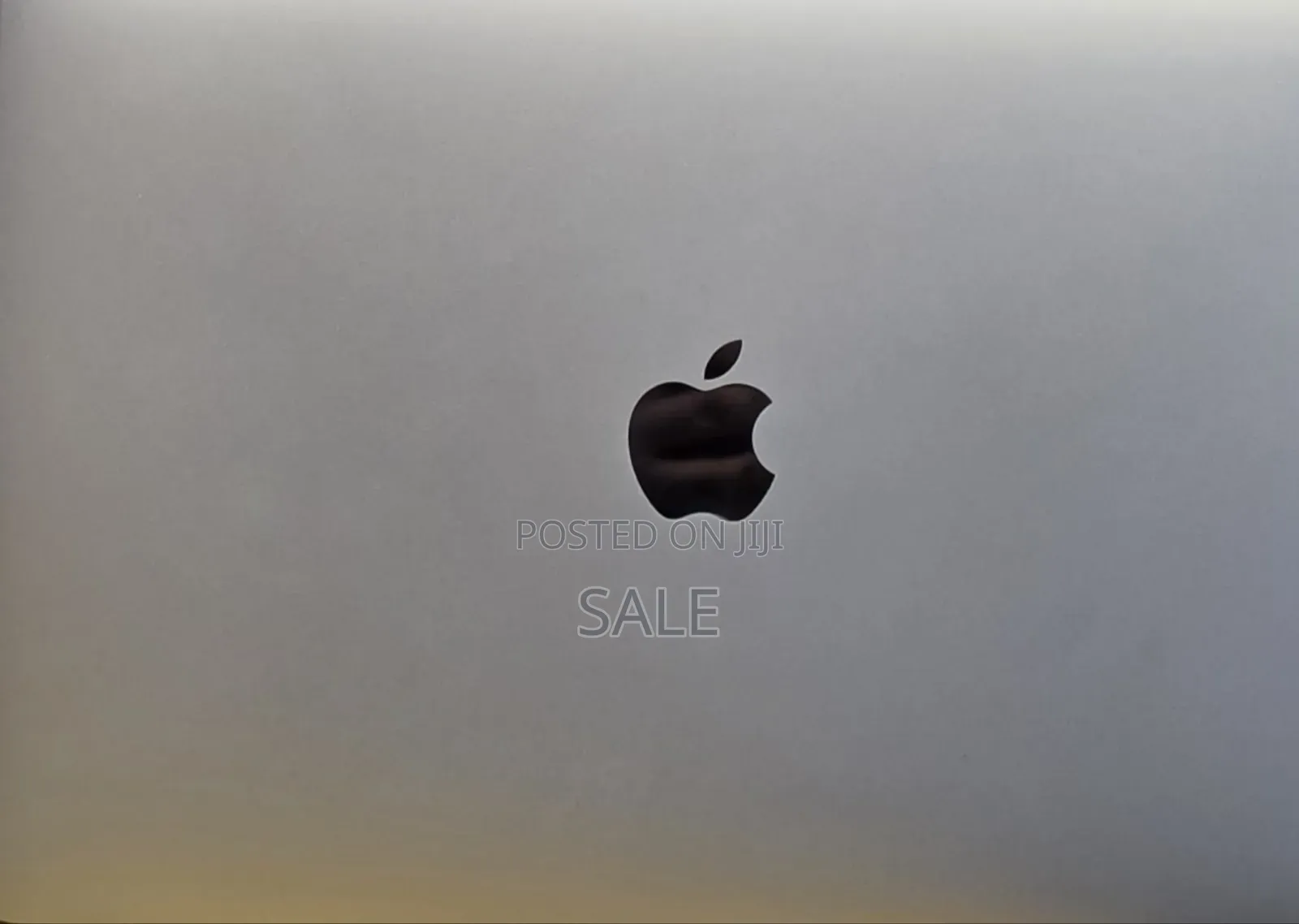New Laptop Apple MacBook Air 2020 M1 16GB Apple M1 SSD 512GB