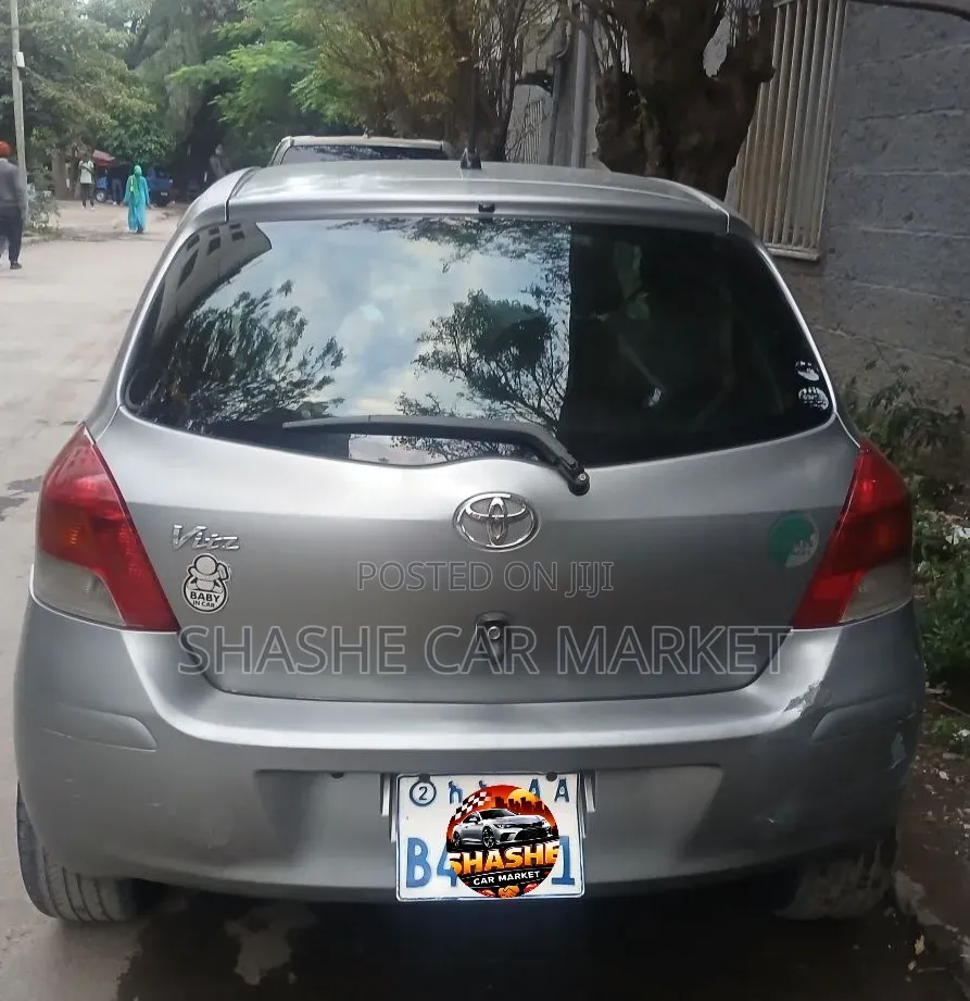 Toyota Yaris 2008 Gray