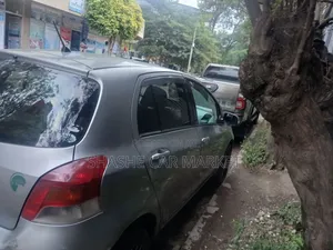 Toyota Yaris 2008 Gray