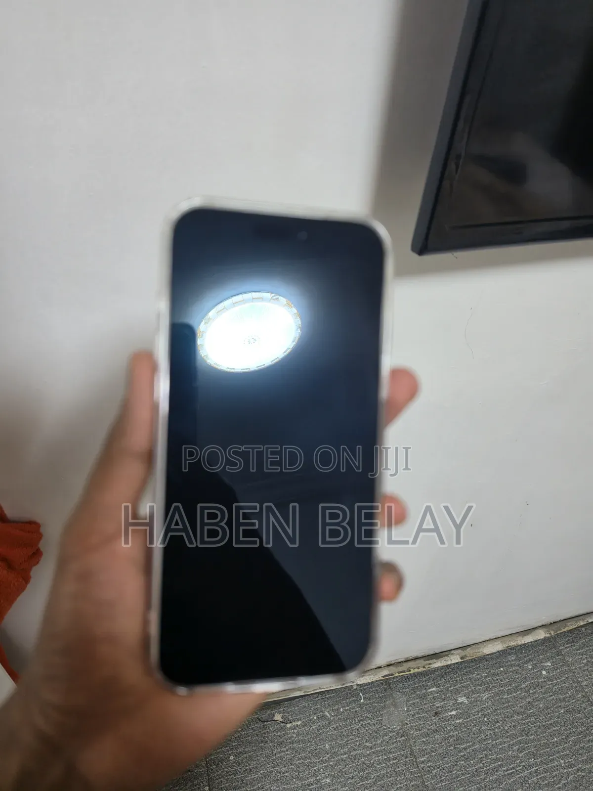 New Apple iPhone 16 Pro Max 256 GB Gold