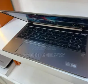 New Laptop HP ZBook Studio 16GB Intel Core i7 SSD 512GB