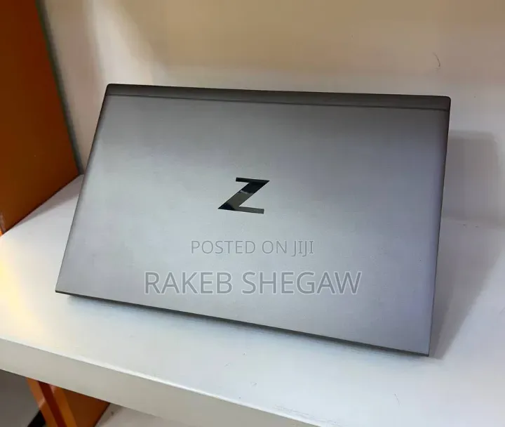 New Laptop HP ZBook Studio 16GB Intel Core i7 SSD 512GB