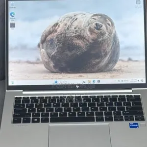 New Laptop HP EliteBook 840 G9 16GB Intel Core i7 SSD 512GB