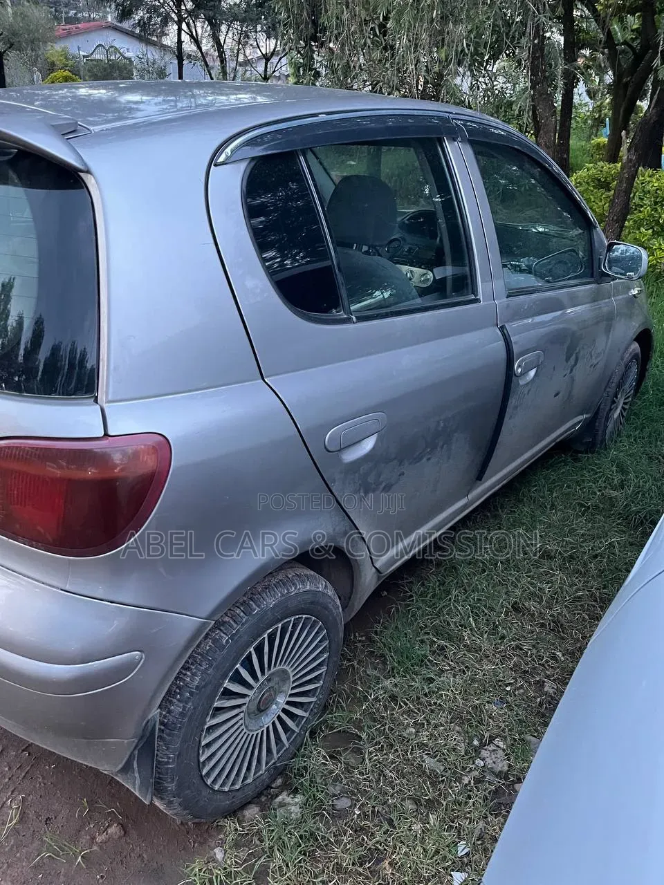 Toyota Vitz 2003 Gray