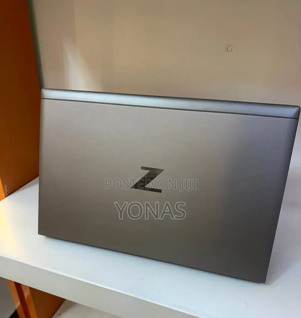 New Laptop 16GB Intel Core i7 SSD 512GB