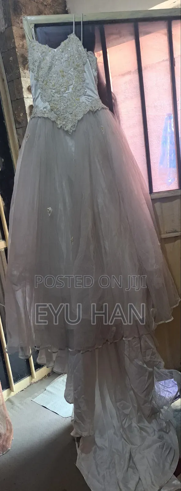 Sell Old 2pic Wedding Dress