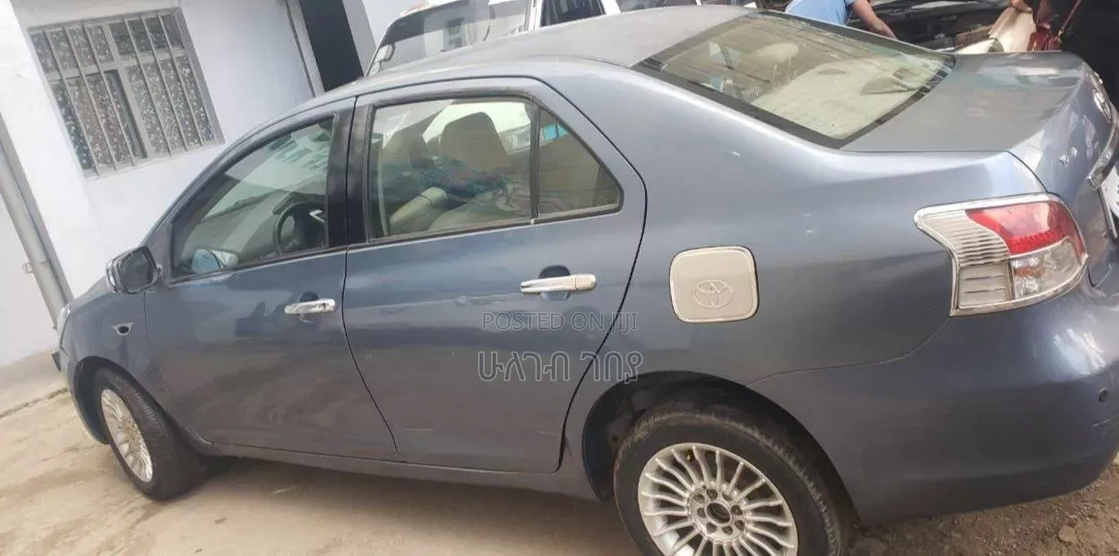 Toyota Yaris 2007 Blue
