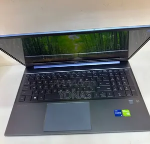 New Laptop 16GB Intel Core i5 SSD 512GB