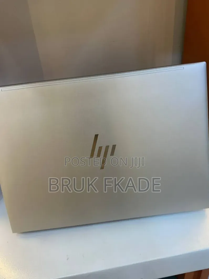 New Laptop HP EliteBook 840 G10 16GB Intel Core i7 SSD 512GB