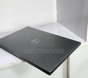New Laptop Dell Precision 5570 16GB Intel Core i7 SSD 512GB