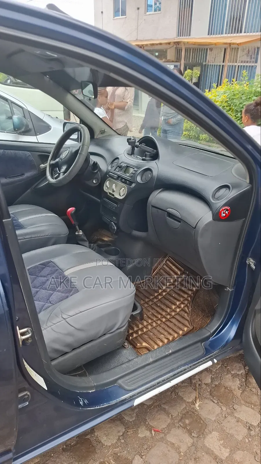 Toyota Vitz 2005 Blue