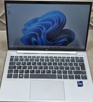New Laptop HP EliteBook 845 G8 16GB AMD Ryzen 7 SSD 512GB