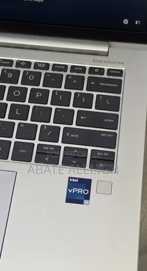 New Laptop HP EliteBook 830 G9 16GB Intel Core i5 SSD 512GB