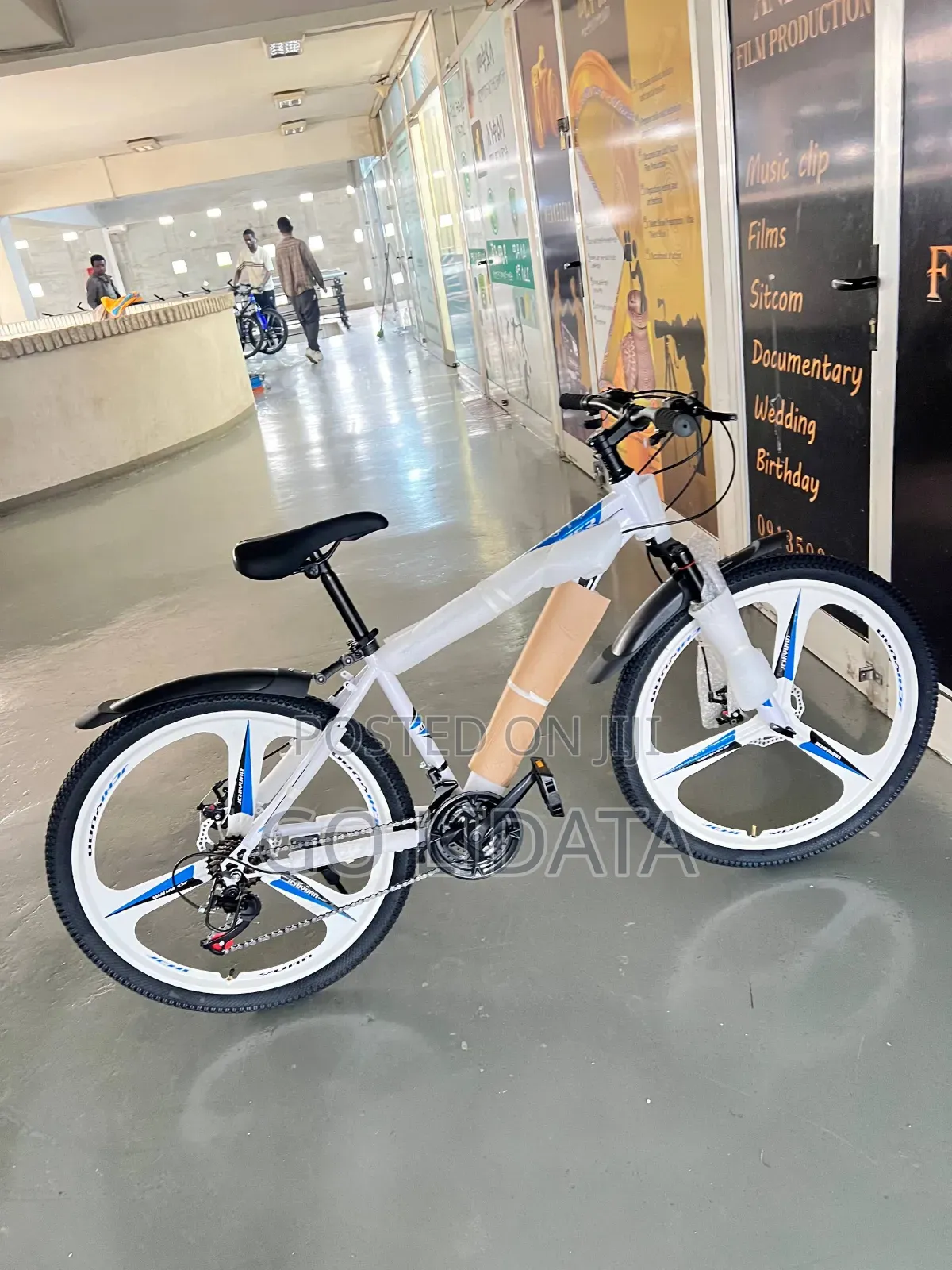 ለተለያዩ መንገዶች የሚሆን — Suitable for Different Roads