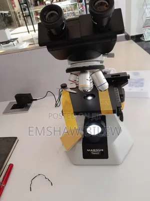 Microscope