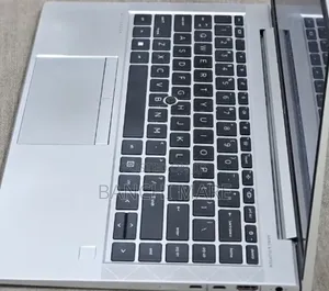 New Laptop HP EliteBook 830 G9 16GB Intel Core i5 SSD 512GB