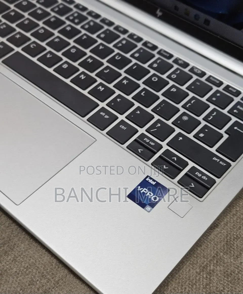 New Laptop HP EliteBook 830 G9 16GB Intel Core i5 SSD 512GB
